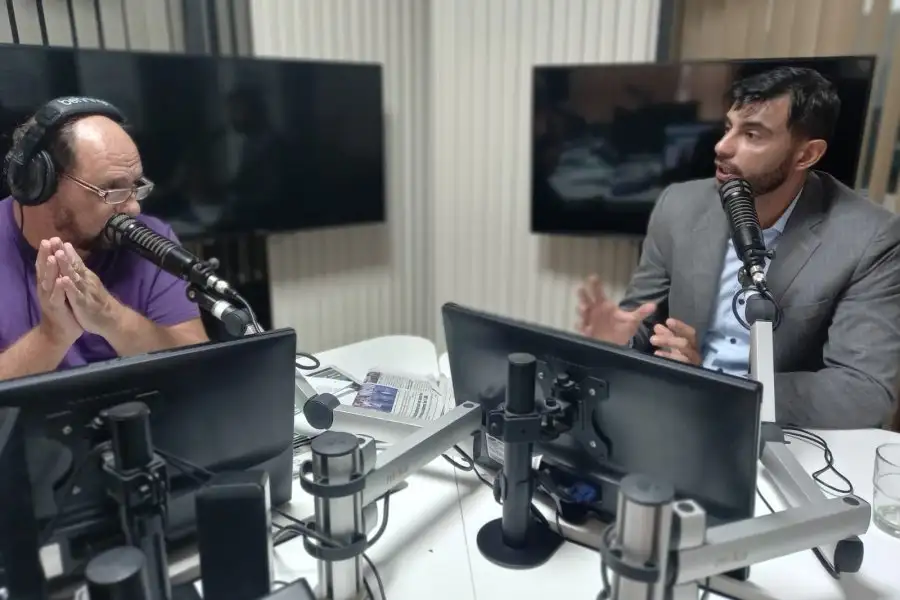 Postovit en el estudio de Radio Rafaela con Gerardo Zanoni