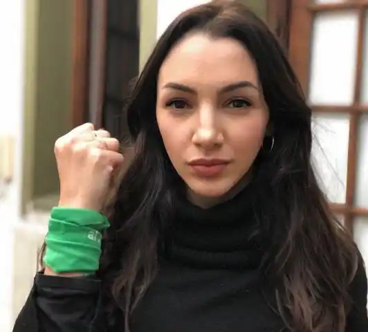 Darthés en "alerta rojo", para Thelma Fardin: "Brasil no se hace eco de esta medida"