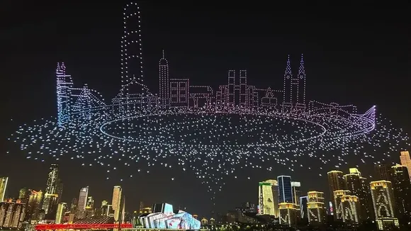 Espectáculo en el cielo: China rompió el récord con más de 11 mil drones sincronizados
