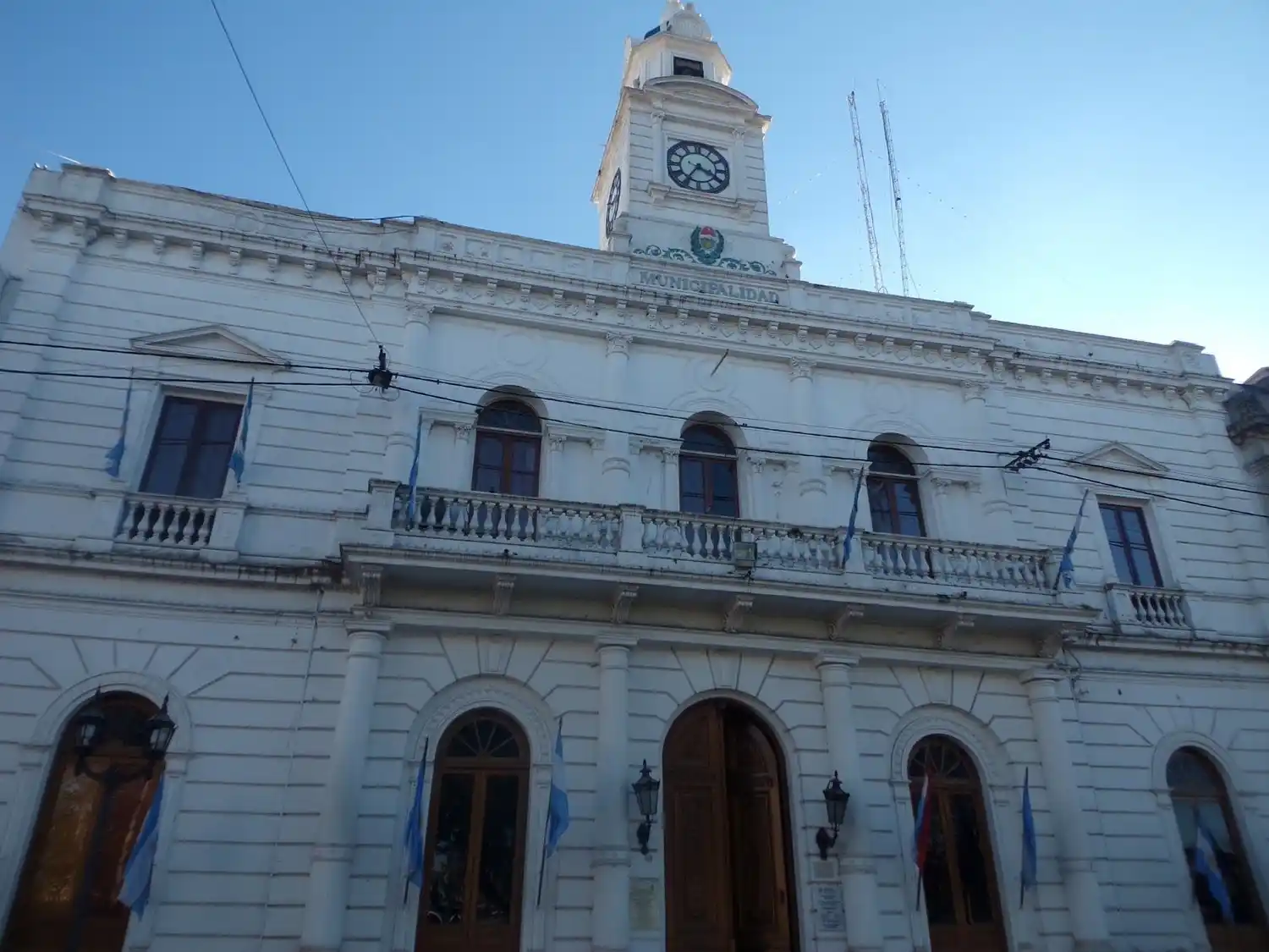 Se pone fin a antiguo conflicto por el pasaje vecinal “B”