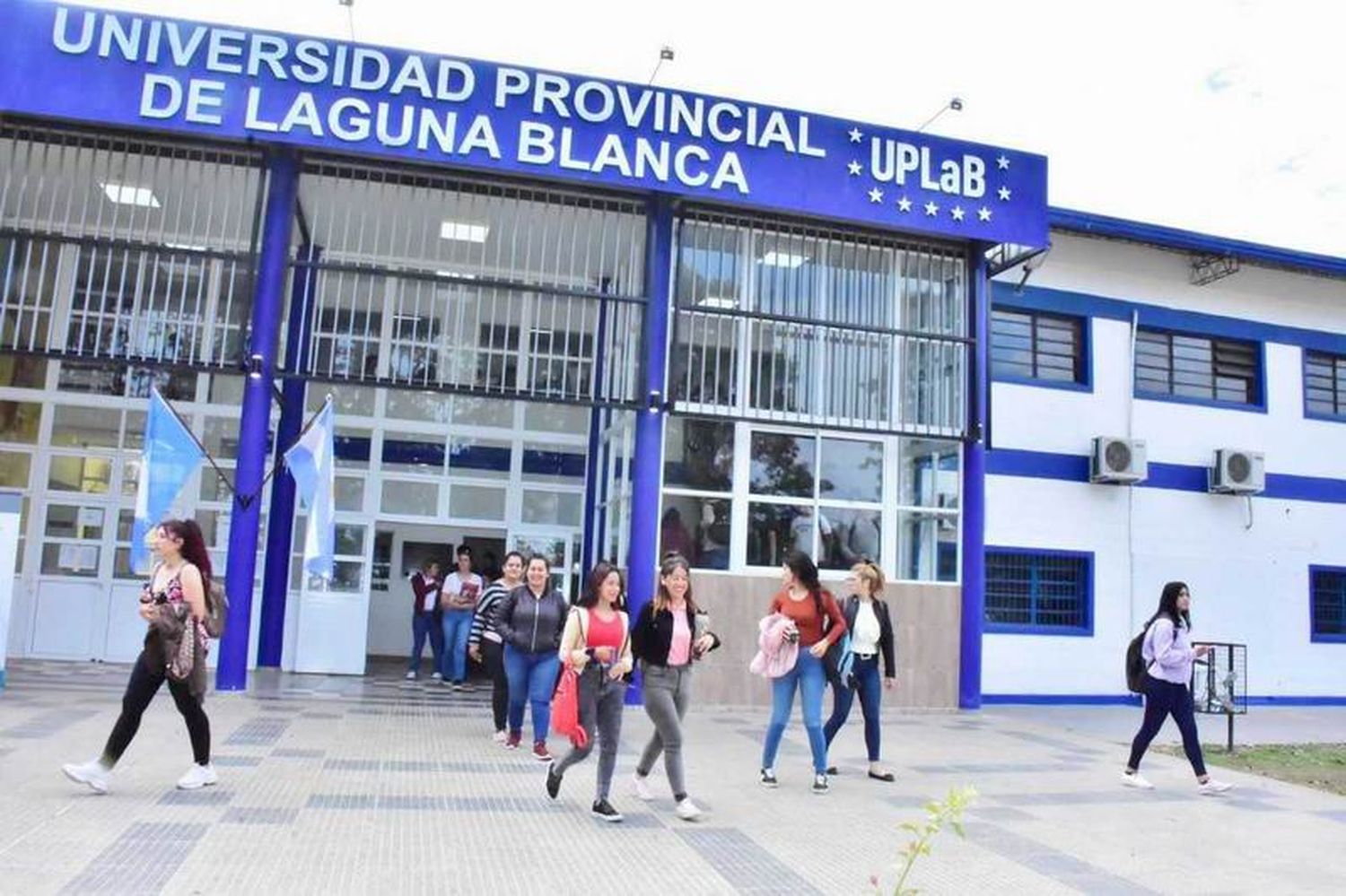 Beneplácito por la validación de las carreras
de Medicina y Licenciatura en Enfermería