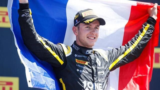 Murió el piloto Anthoine Hubert en un brutal accidente
