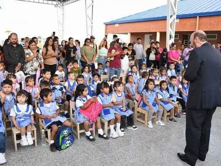 “Con lo poco o mucho que tengamos siempre 
vamos a privilegiar atender al que más necesita”