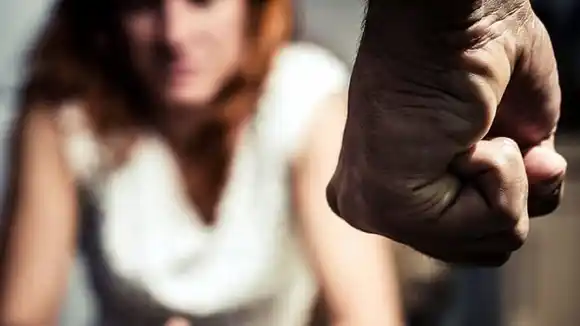 ¡ATENCIÓN! Casi la mitad de mujeres venezolanas sufre algún tipo de maltrato