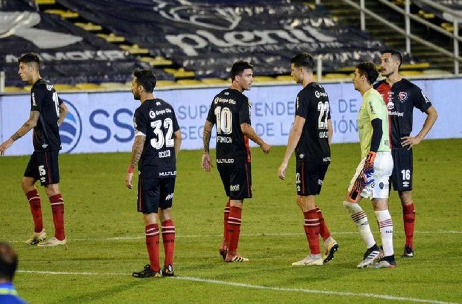 Newells salió último por cuarta vez en su historia en el profesionalismo