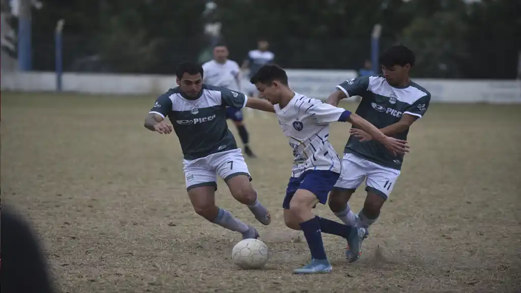 Antártida visita a Sociedad Sportiva Devoto