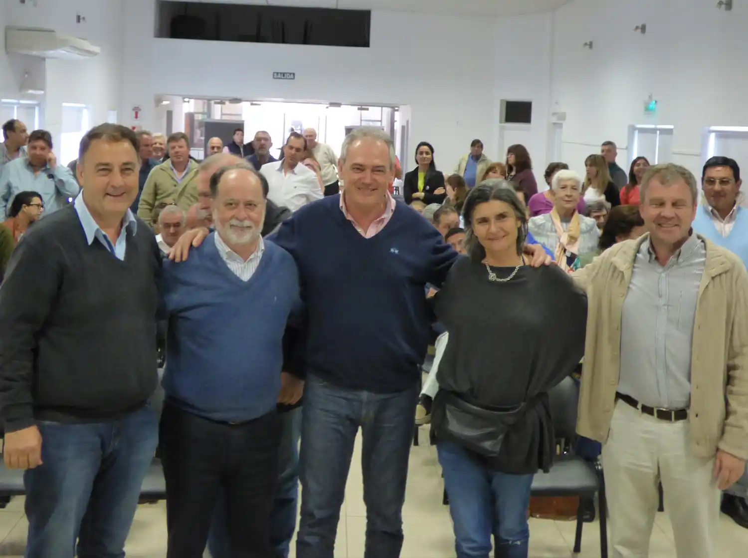 Con el objetivo de fortalecer a Cambiemos, la UCR cerró filas de cara a octubre