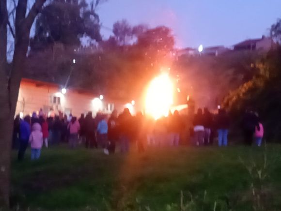Fiesta de San Juan: así fue la Quema del Demonio en la Agrupación Mallorca