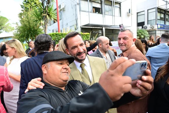 Casamiento en Escobar: Sujarchuk y Macarena Lemos dieron “el sí” rodeados de familiares, amigos y vecinos