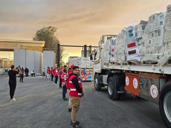 Comenzó el ingreso masivo de ayuda humanitaria a Gaza