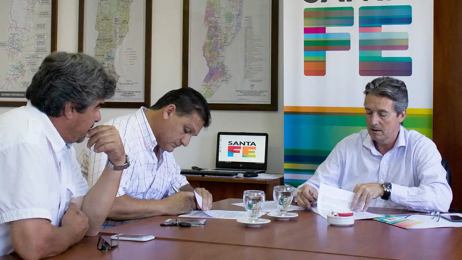 La provincia realizará obras de mejora en caminos de Sauce Viejo