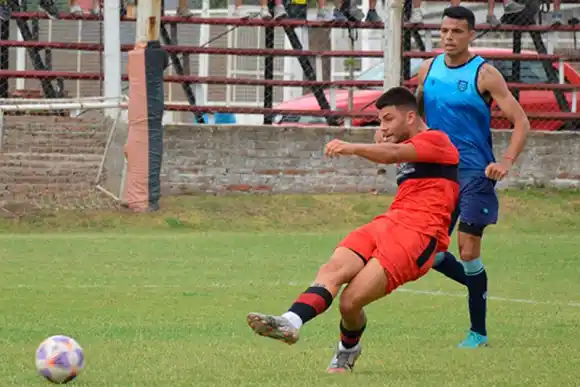 Primeras derrotas de la pretemporada: Atlético perdió contra Patronato en ambos partidos