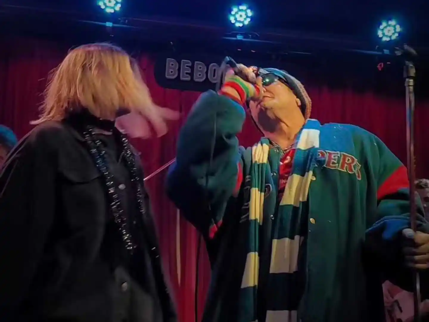 Pity Álvarez reapareció de sorpresa en un bar de Palermo antes de su regreso en Vélez