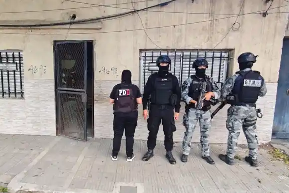 Allanamientos y cinco detenidos por venta de drogas en zona sur