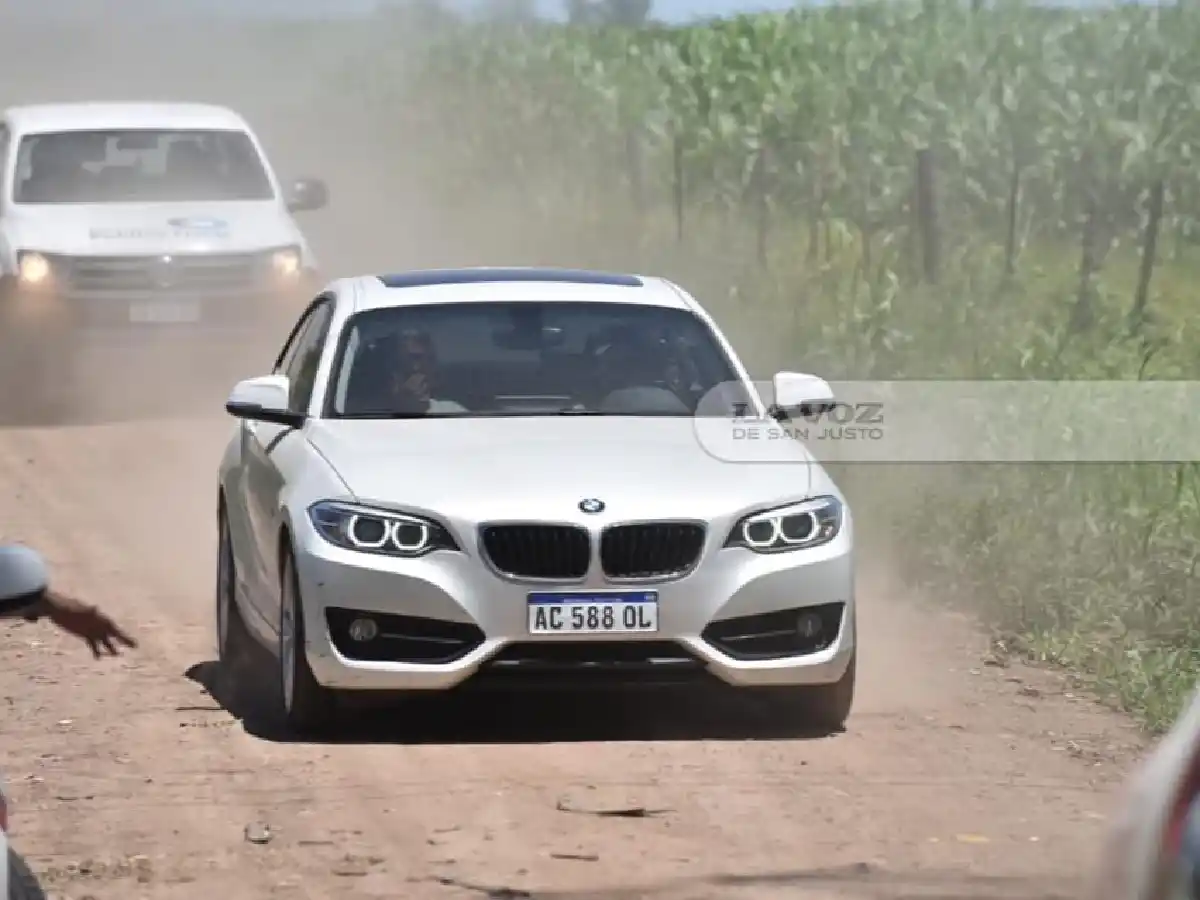 Caso Casermeiro: el BMW tenía el tanque de nafta lleno y hallaron una importante suma de dinero dentro del auto 