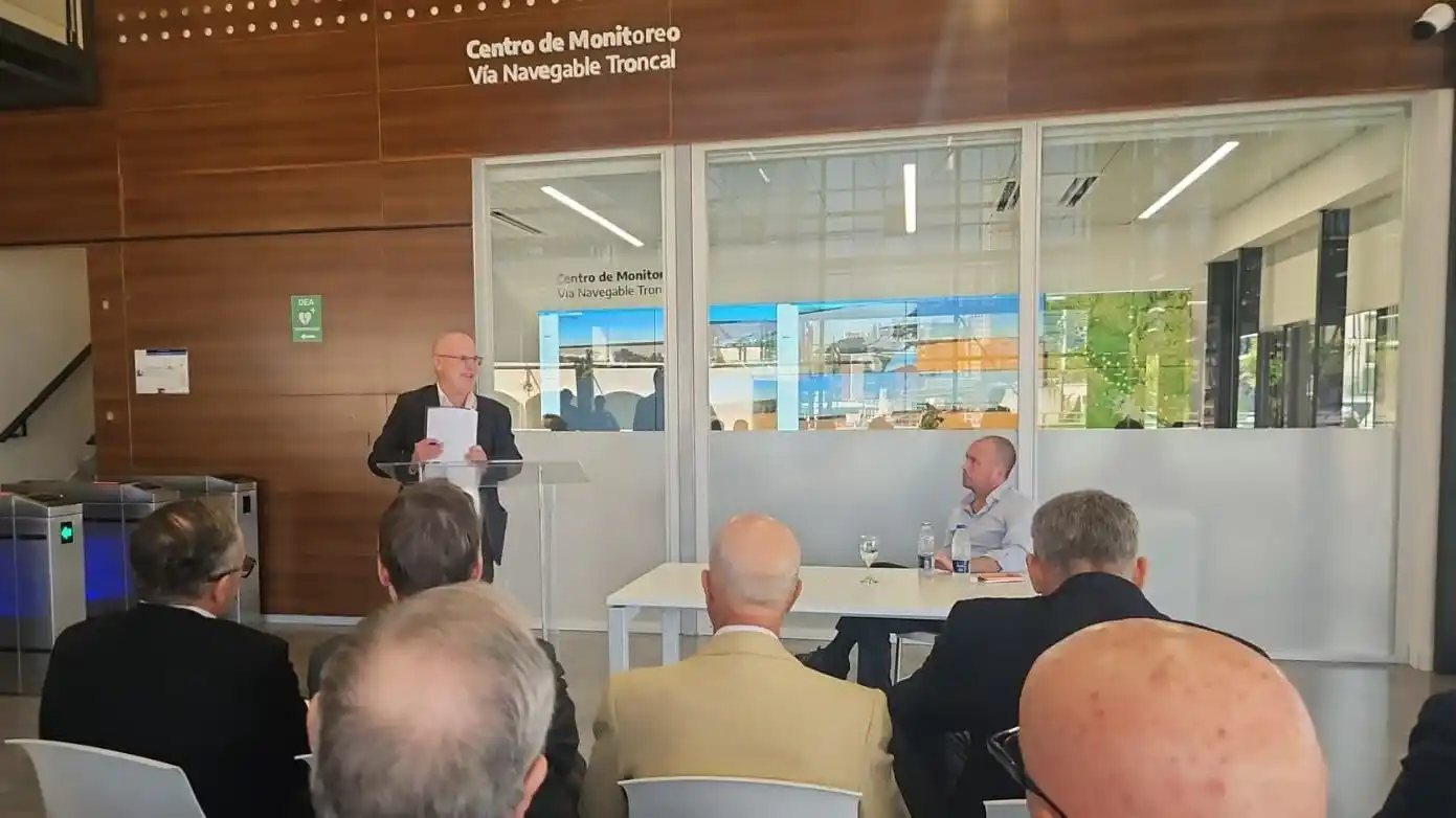 Hidrovía: Santa Fe impulsa un control eficiente, sin burocracia y con sede en Rosario