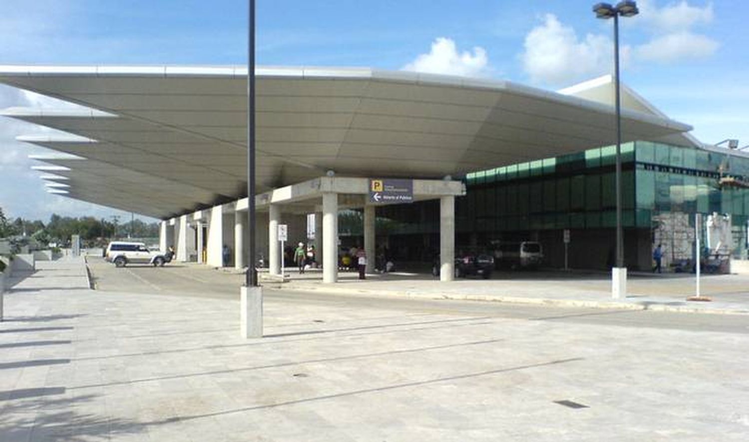 Anuncian la intención de construir dos nuevos aeropuertos en Guatemala