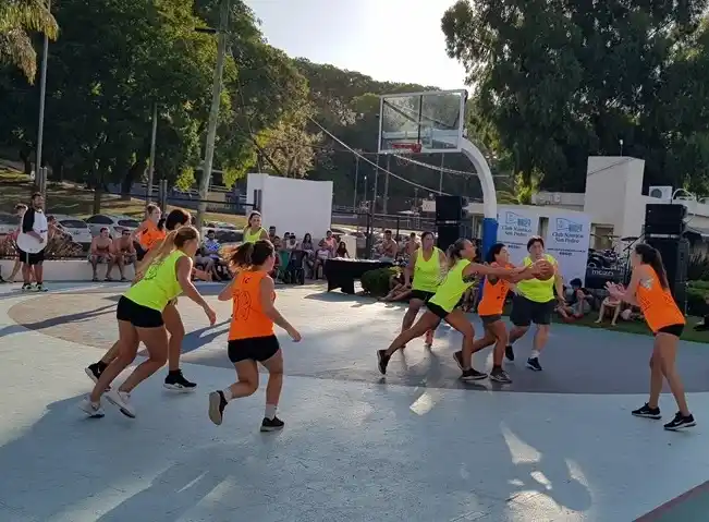 Varios años después, Náutico reincorpora básquet femenino