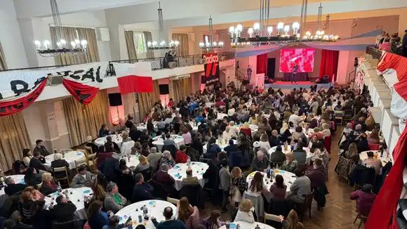 El radicalismo marplatense celebró el 25 de Mayo con un masivo locro patrio y un mensaje de unidad