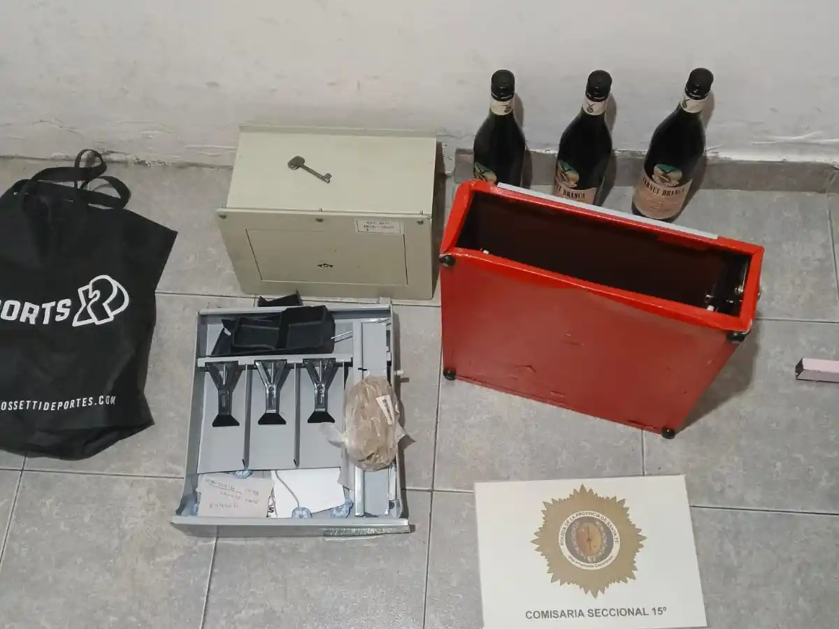 Robó “lo indispensable” para el finde desde un comercio: caja fuerte, caja registradora y tres Branca