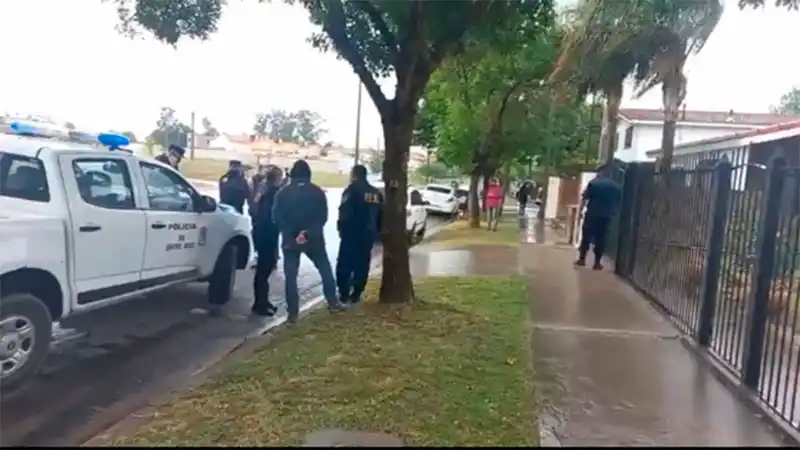 Tres detenidos por la balacera y persecución tras intento de estafa en Libertador San Martín