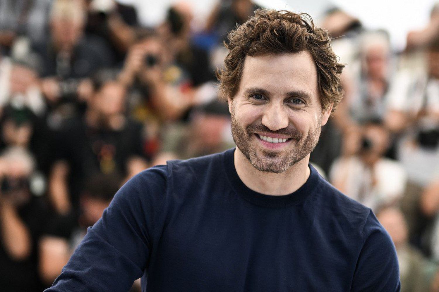 Édgar Ramírez está en Cannes y así lució