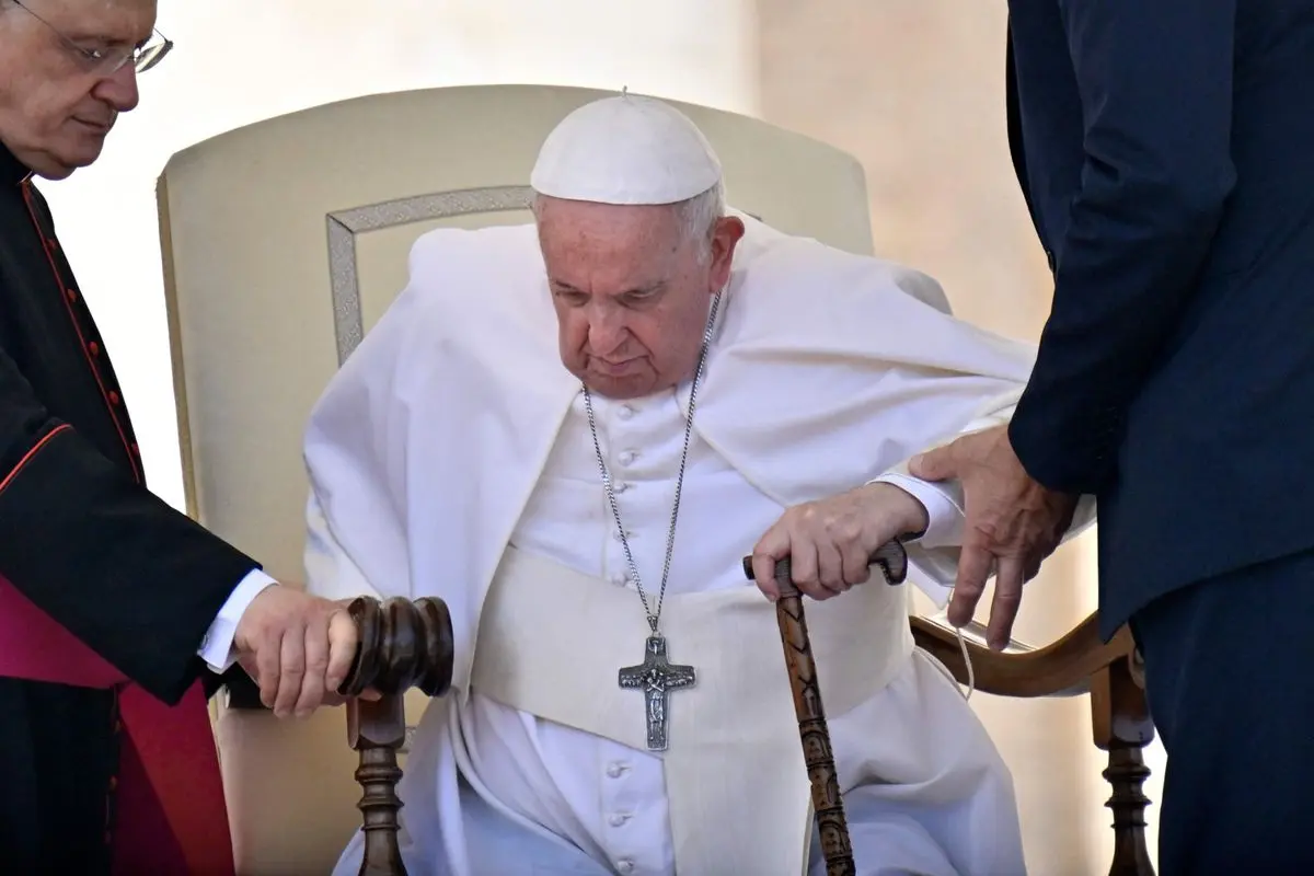 ¡LOS AÑOS Y LA SALUD HACEN MELLA! El Papa Francisco está buscando su reemplazo