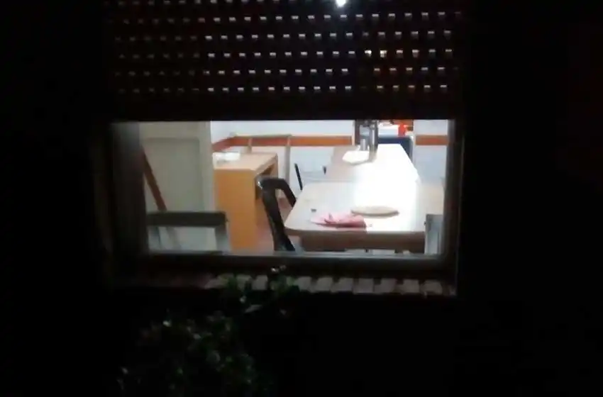 Robo y destrozos en Lomas del Golf: entraron por la fuerza y vaciaron la sociedad de fomento