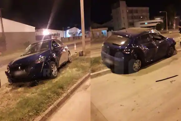 Chocó con un camión en RN34 y terminó con el auto arriba del cantero central