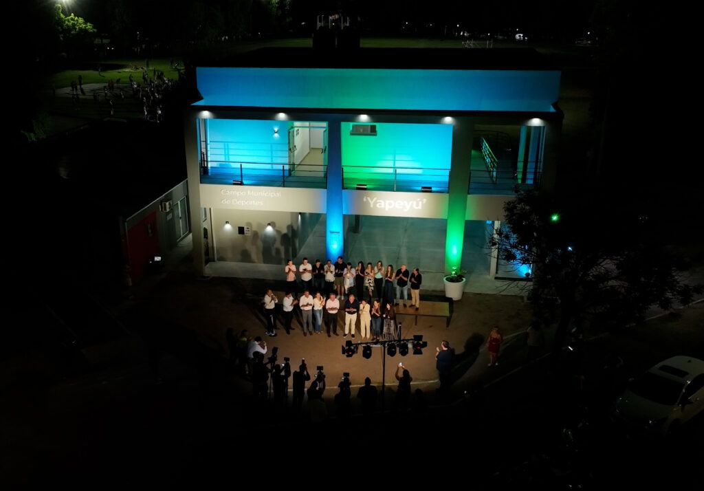 Crespo celebra un momento histórico con la inauguración del ‘Complejo de Alojamiento Deportivo y Sanitarios’ en el Campo Yapeyú
