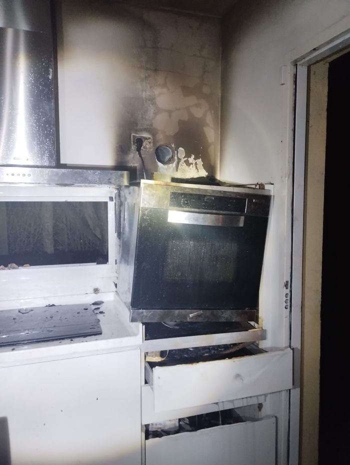 El fuego comenzó en un horno.