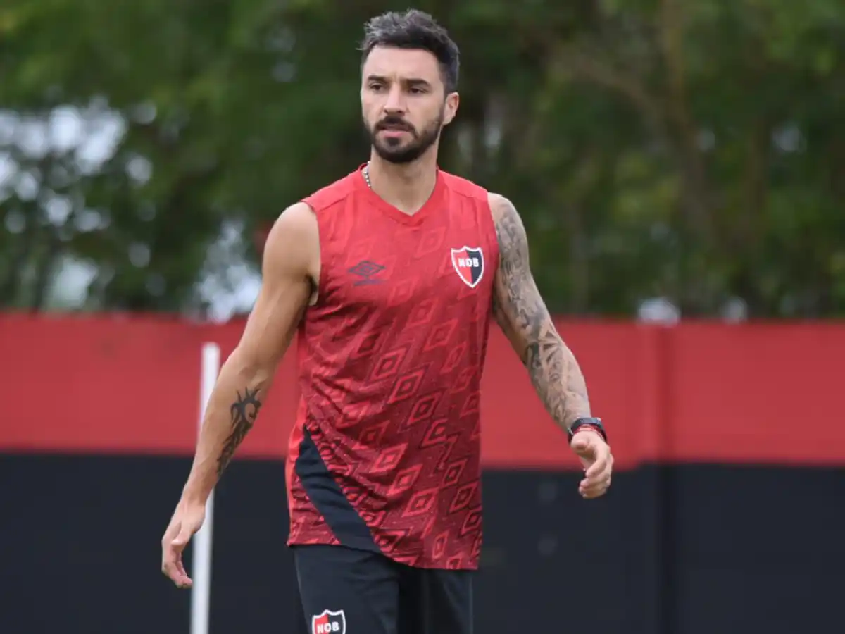 Scocco se sumó a Newell's tras superar el coronavirus