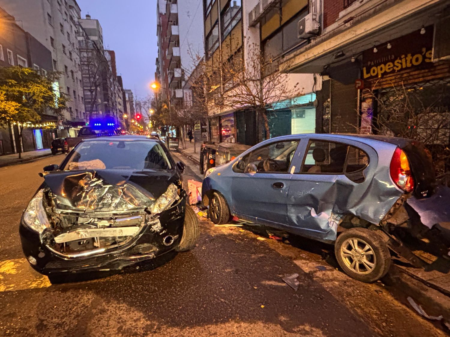 Joven alcoholizado chocó a un vehículo estacionado