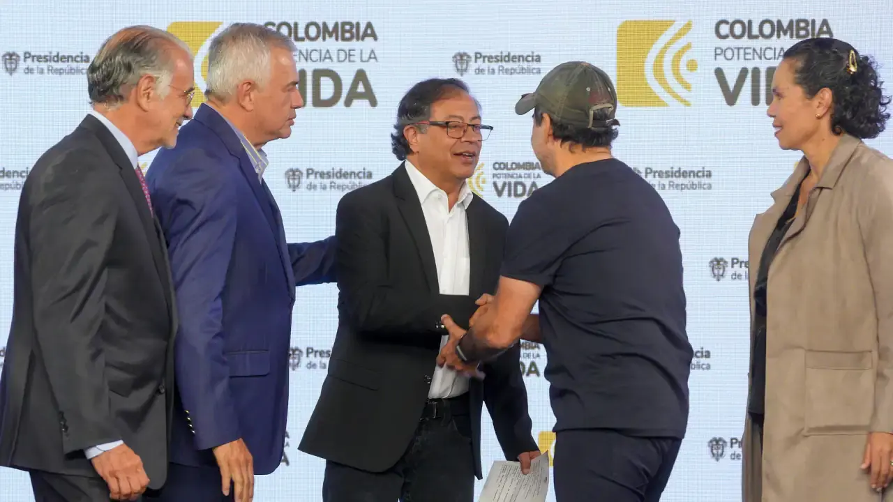 Petro dispuesto a pagar 8 millones de dólares para que se hagan los Juegos Panamericanos