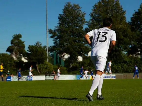 Cómo los clubes latinos ganan dinero vendiendo jugadores jóvenes