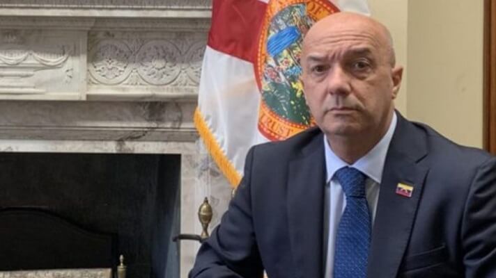 La ÁCIDA reacción de Simonovis a la solicitud de asilo de Luisa Ortega