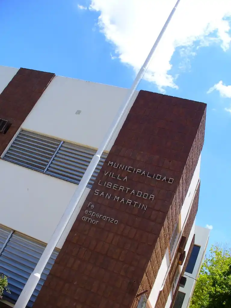 Reconstrucción del edificio municipal