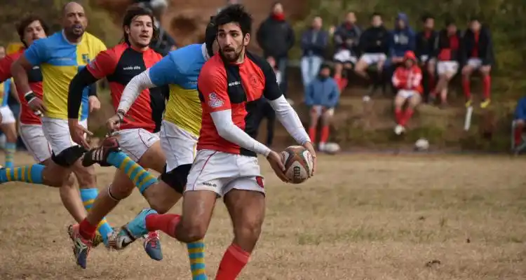 Tiro Federal no bajó los brazos y sacó adelante un juego trabado