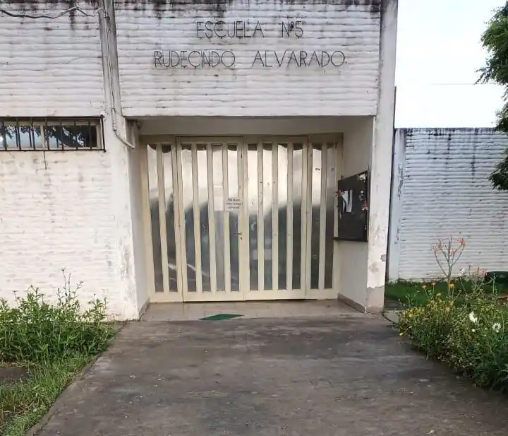 La Escuela “Rudecindo Alvarado” ganó nuevamente el concurso “Eco-botella”