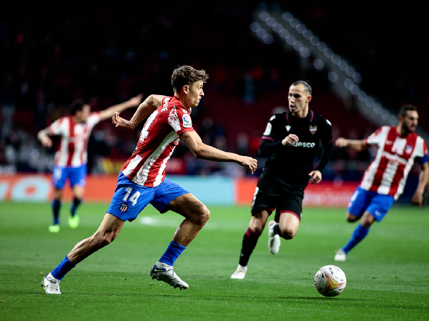 Atlético de Madrid perdió contra el último
