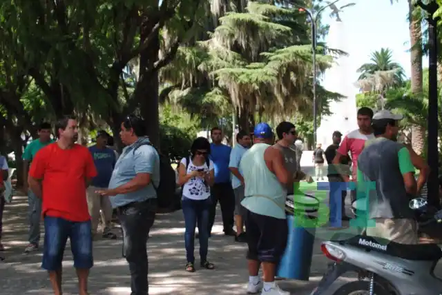 Piden la reincorporación de diez trabajadores despedidos en Baradero