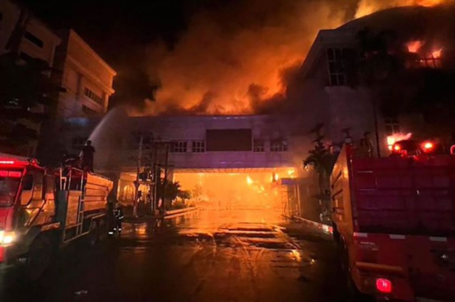 Al menos 10 muertos y más de 30 heridos tras un incendio en un hotel casino de Camboya