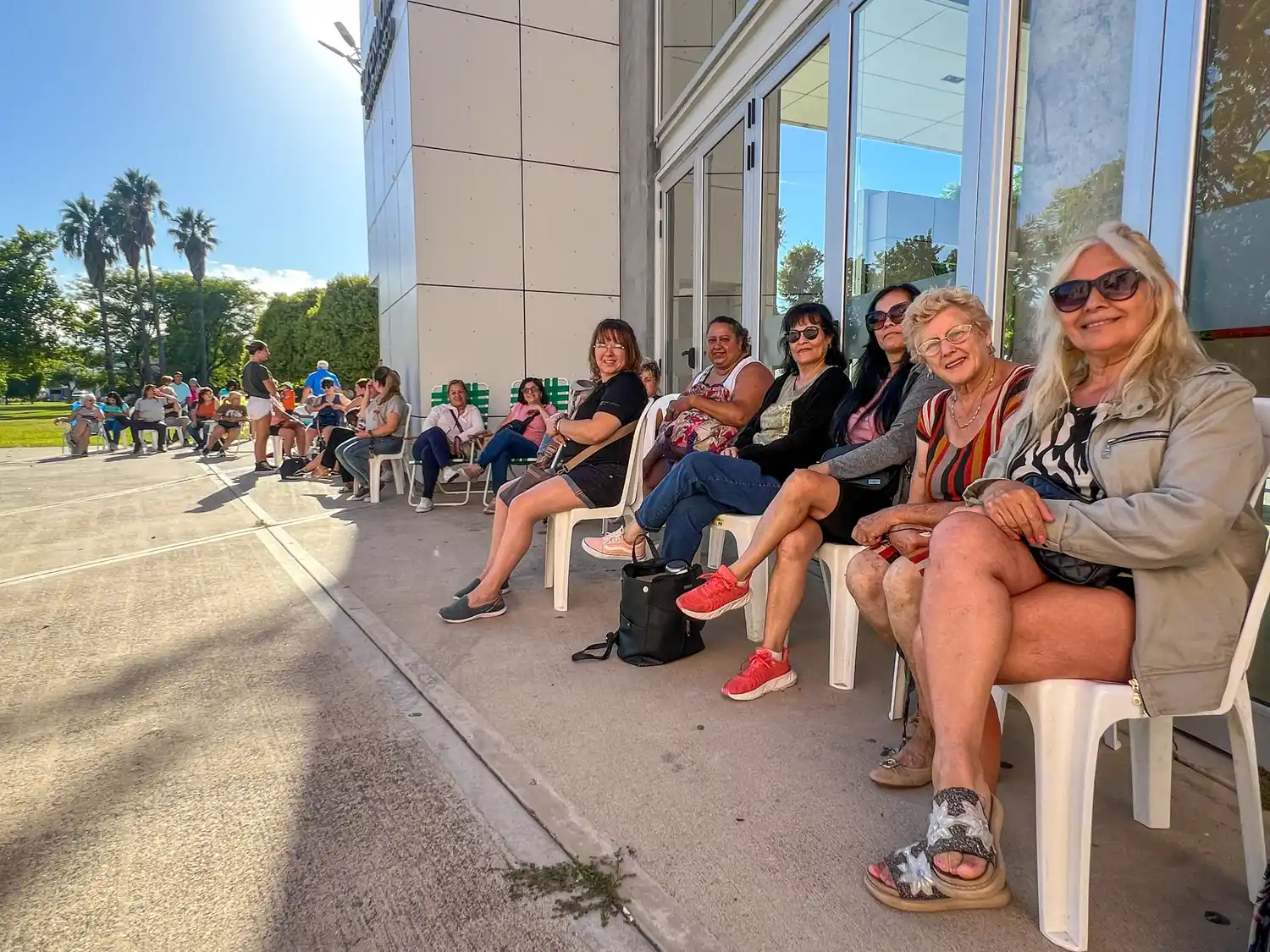 Ya comenzó a formarse la fila para comprar las entradas en el Superdomo de San Francisco