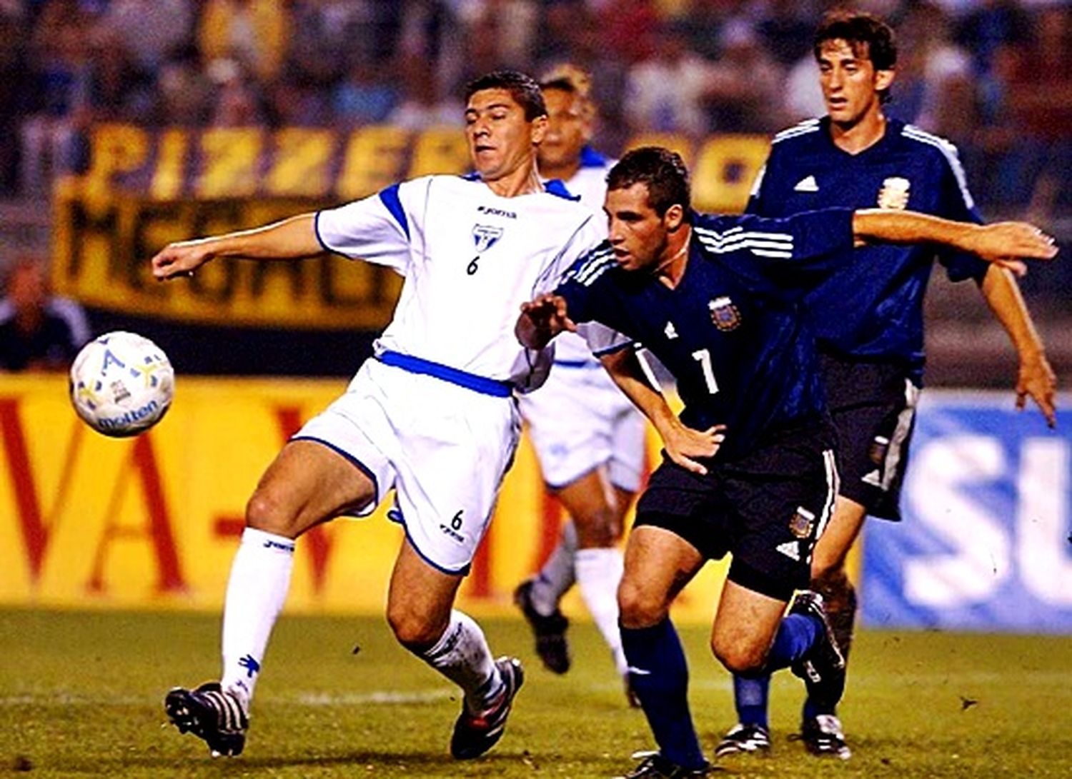 A 19 años del debut soñado de Mariano González en la Selección