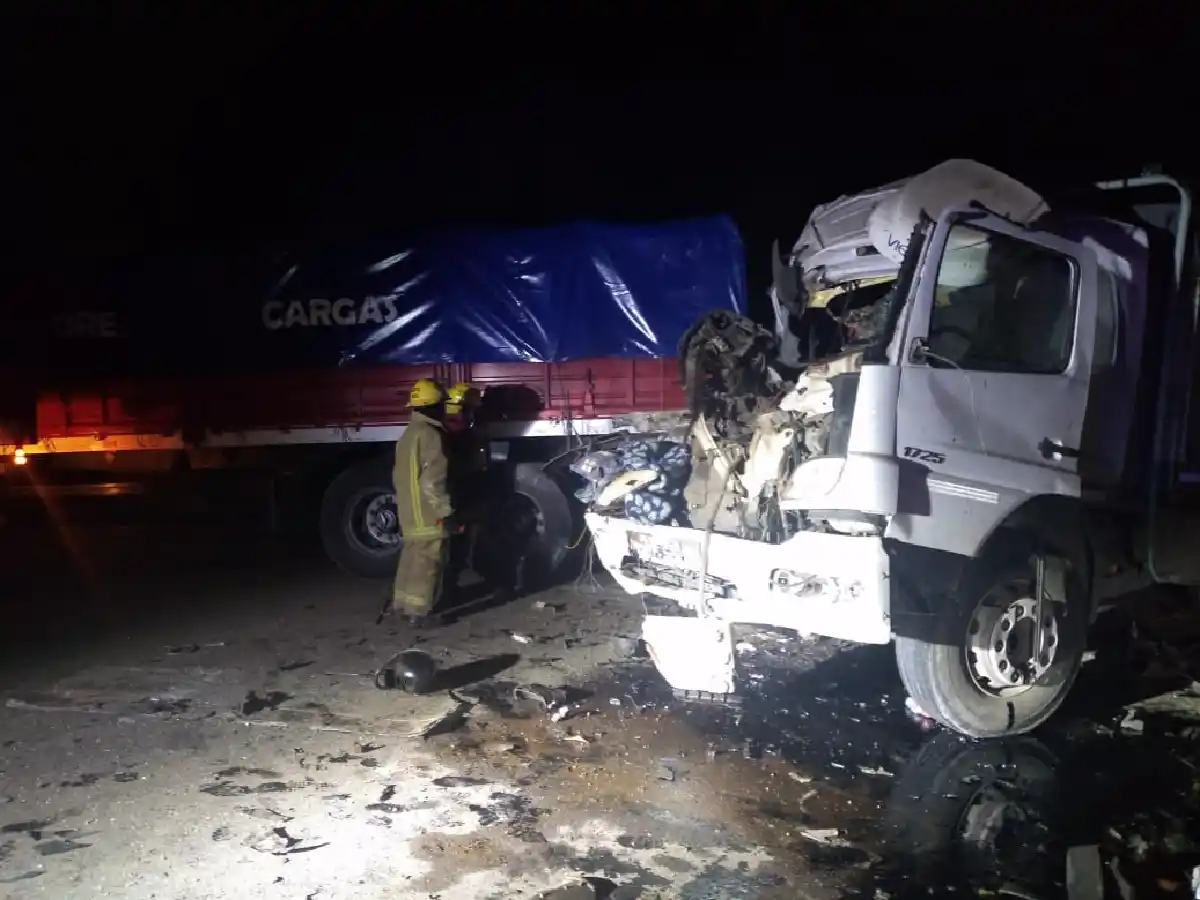 Dos camiones chocaron en la ruta nacional 34