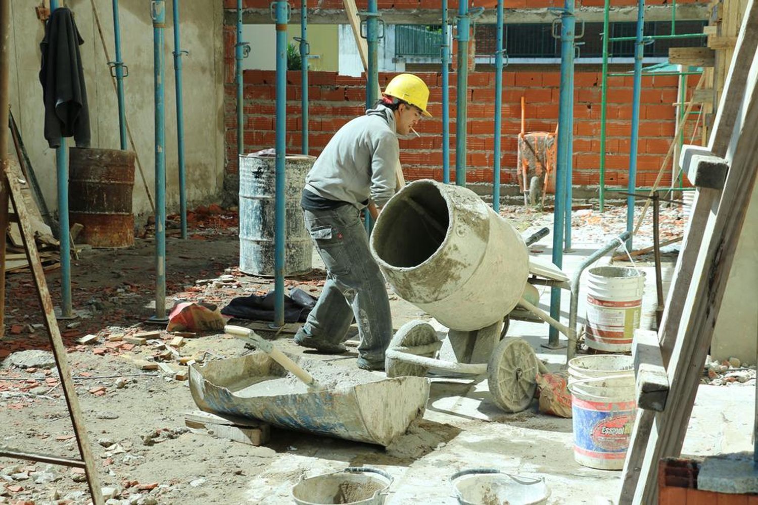 Presentaron programa de créditos para refacción y ampliación de viviendas a tasa cero