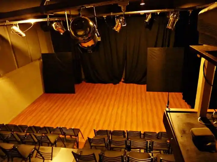 “Yes Pier”, una obra de Emiliano Dionisi dirigida por Tati Sánchez