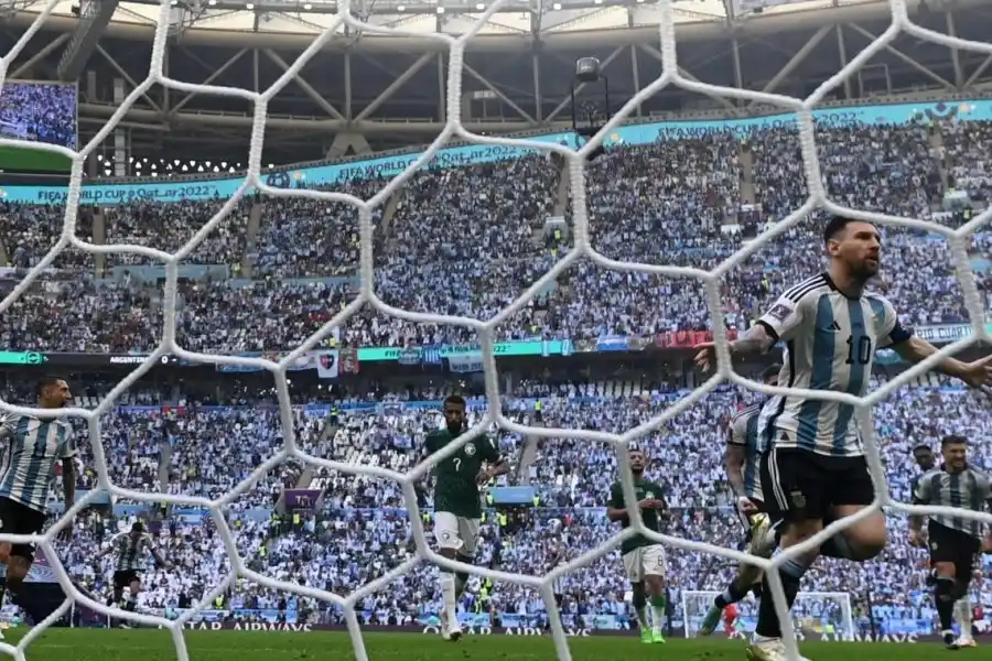 Argentina derrota a Arabia Saudita por 1 a 0: entretiempo
