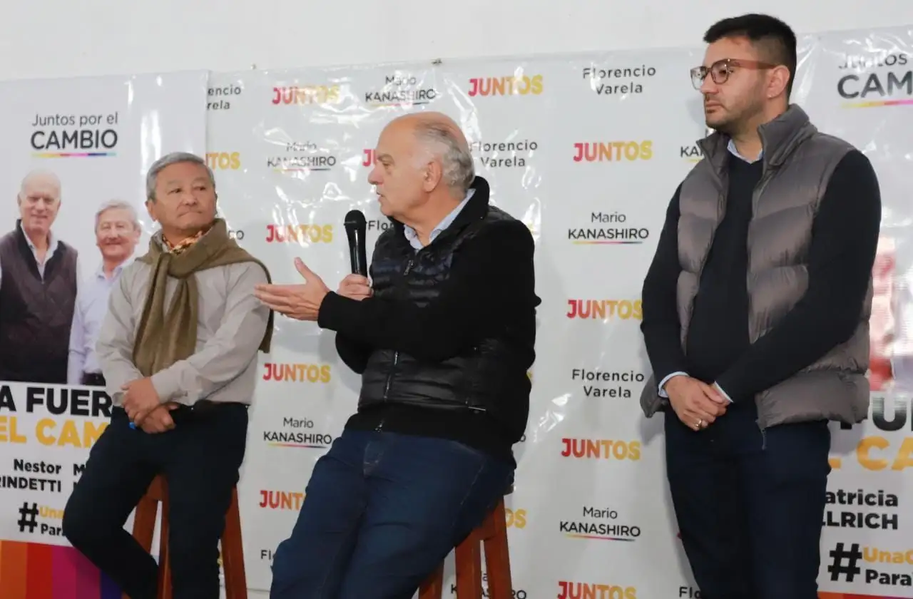 Grindetti continúa con sus recorridas por el conurbano bonaerense