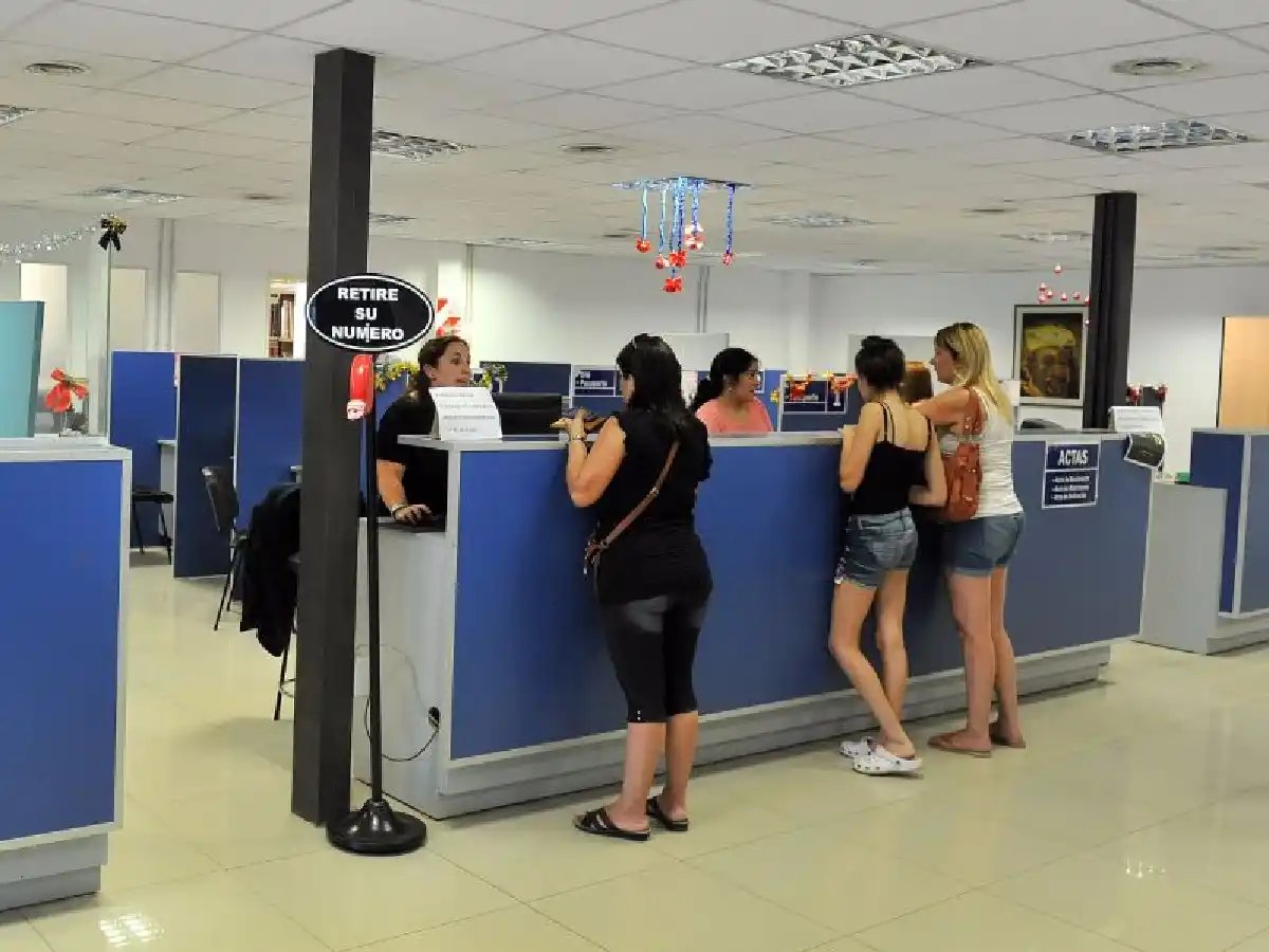 El Registro Civil abrirá el domingo de 8 a 18